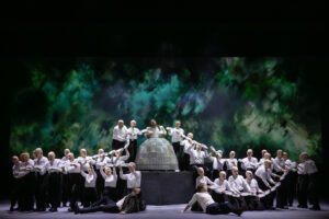 Opera scene from Castor et Pollux at the Grand Théâtre de Genève with dramatic lighting and minimal stage design